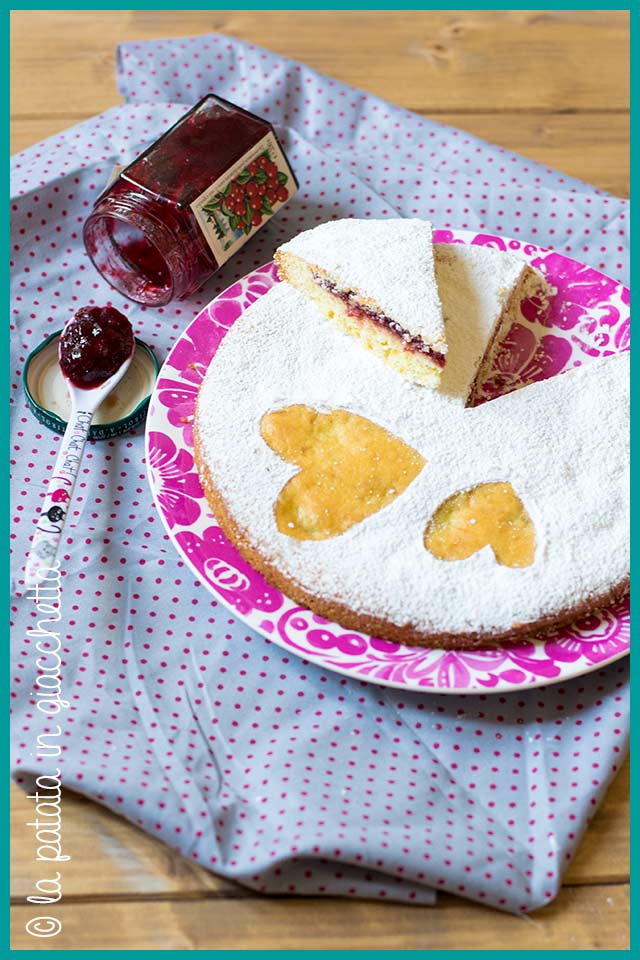 Ricetta della torta ripiena di marmellata